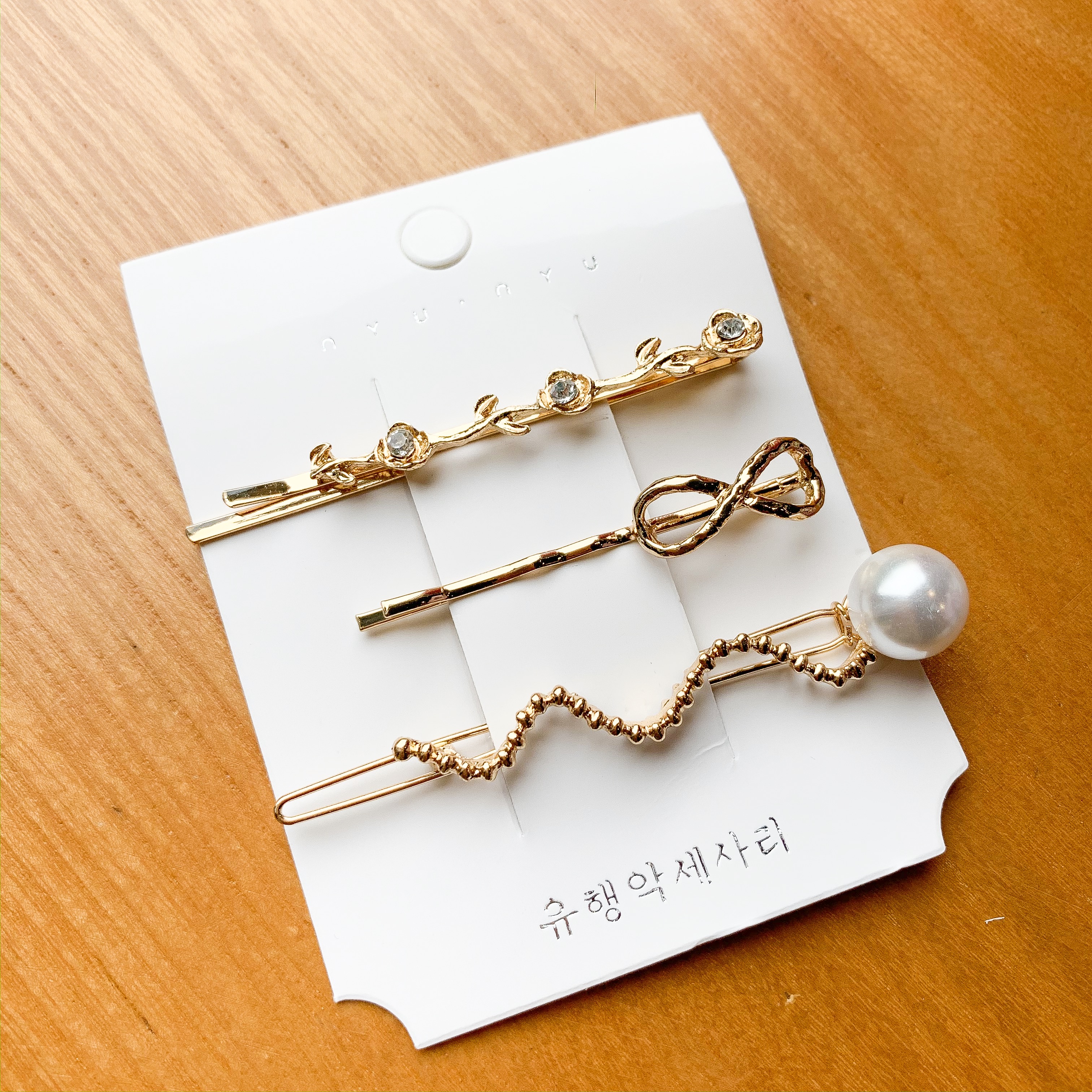 Set 3 kẹp tóc Hàn Quốc đính đá hạt ngọc V.Store