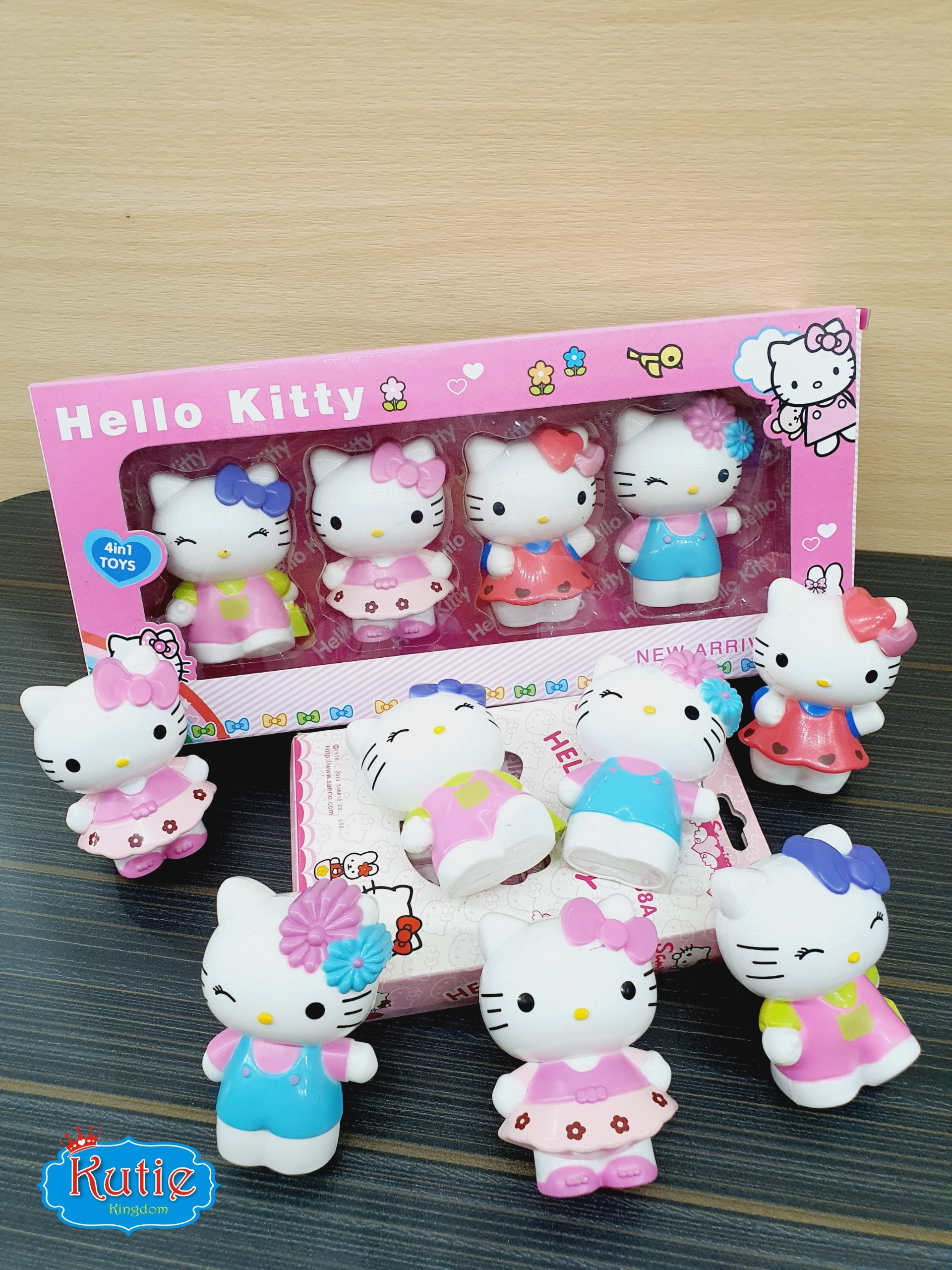 Bộ Hello Kitty 4 Bé