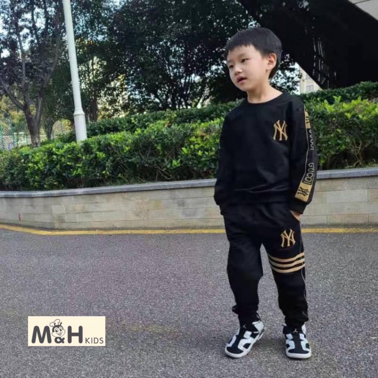 Sét đồ thể thao size đại cho bé trai size 30-55kg