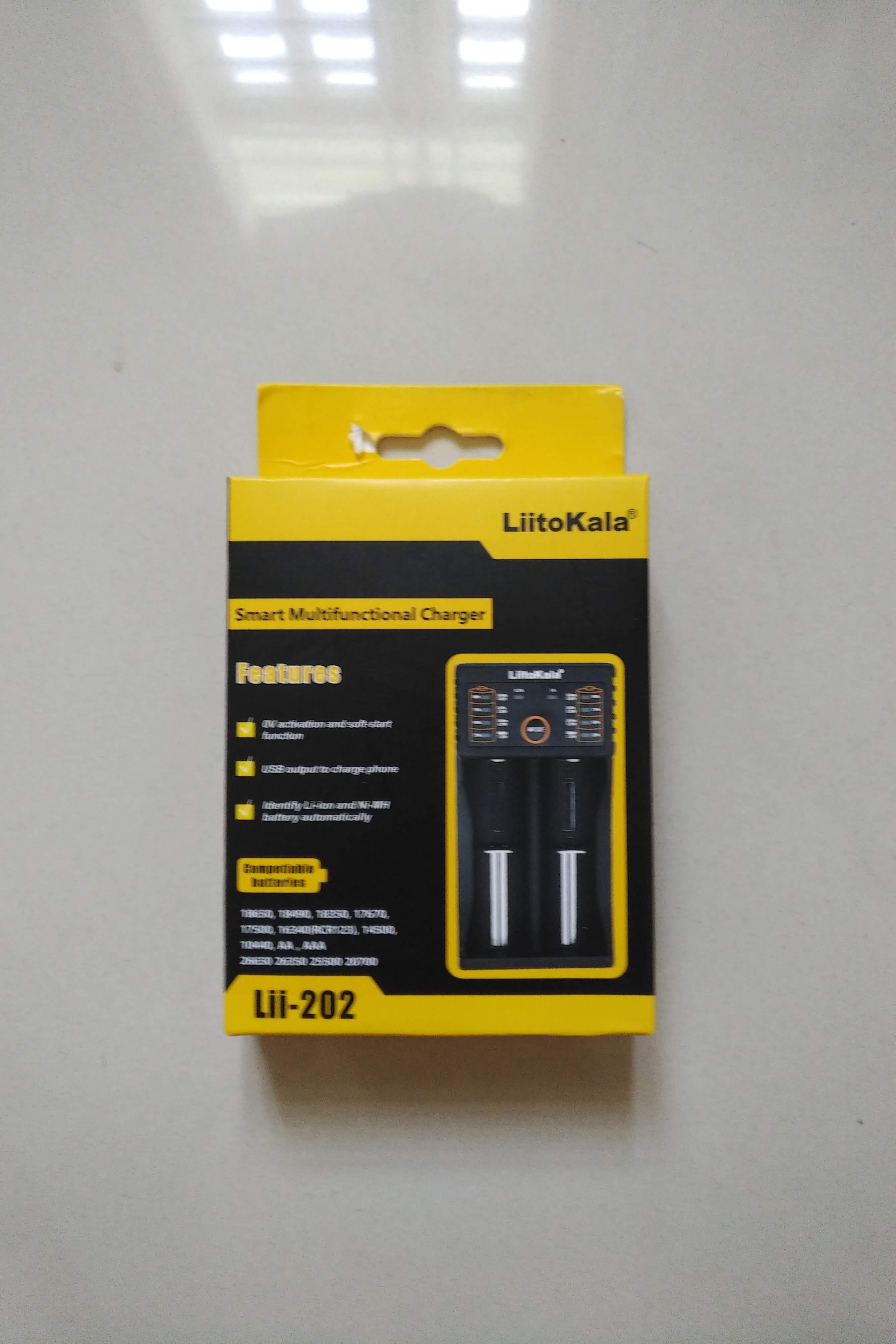 Bộ Sạc Pin Đa Năng Liito-kala Lii-202
