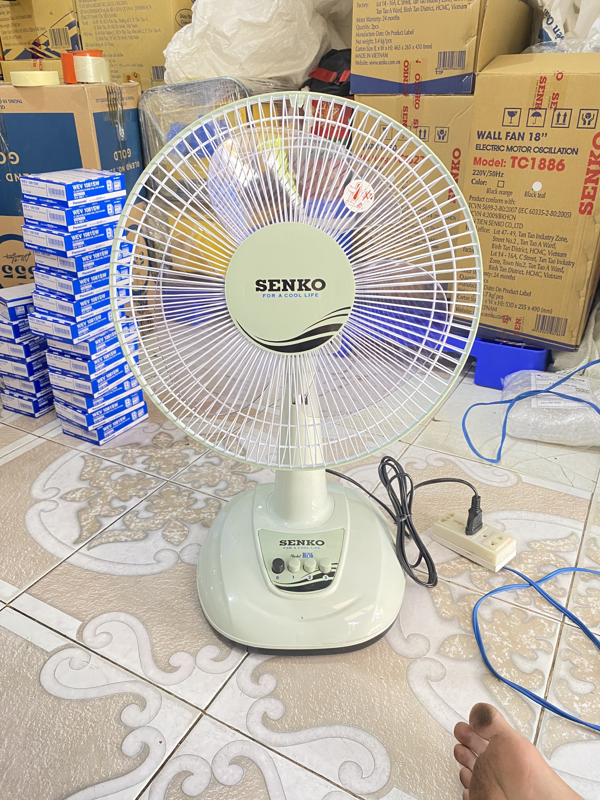 Quạt bàn 3 tấc B3 B1216 Senko