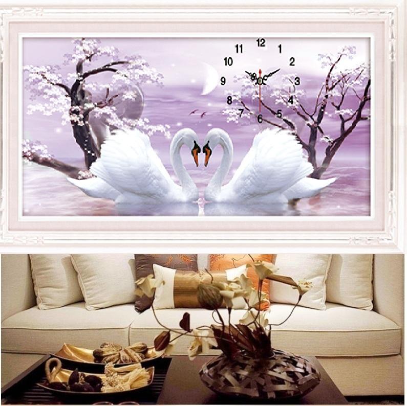 Tranh đính đá mẫu mới Đồng Hồ Uyên Ương Hạnh Phúc-KT: 90x45 Siêu Thị Tranh Thêu