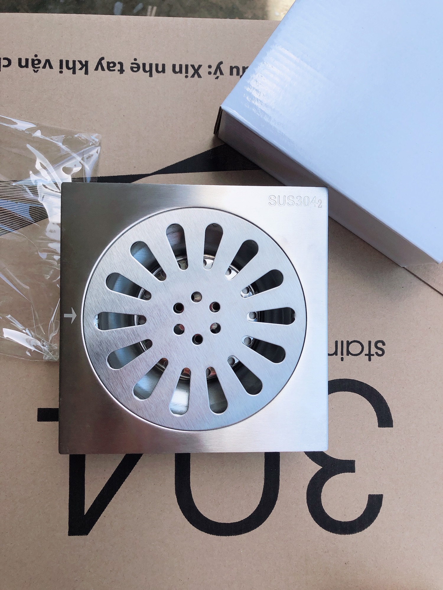 PHIỄU THOÁT SÀN A1000 -(Chống hôi-chống côn trùng inox 304)