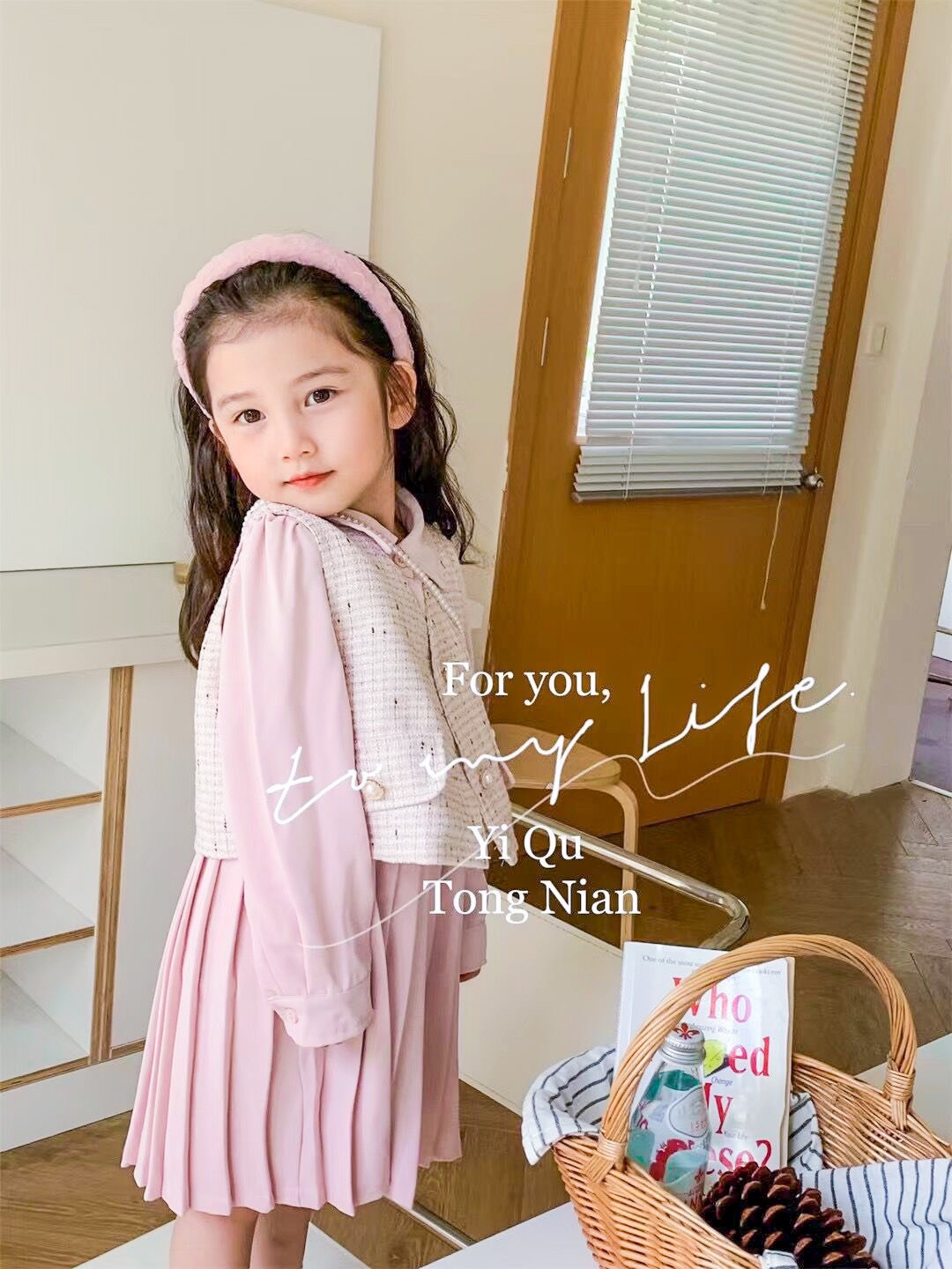 Váy bé gái kèm áo gile chất dạ 12-32kg