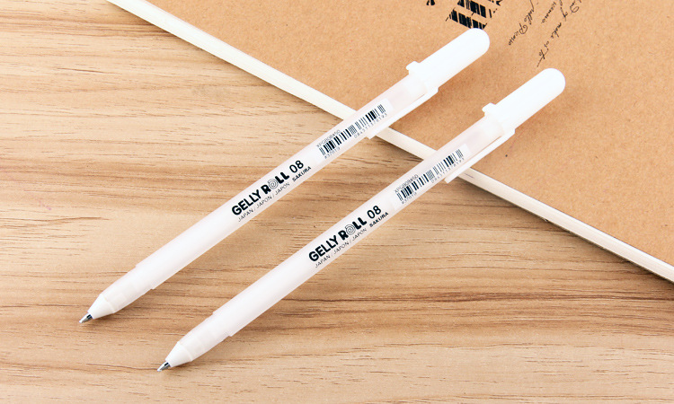 Bút Sakura Gelly Roll White màu trắng