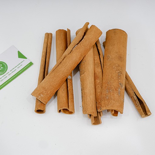 Quế thanh khô cạo vỏ - nguyên vỏ