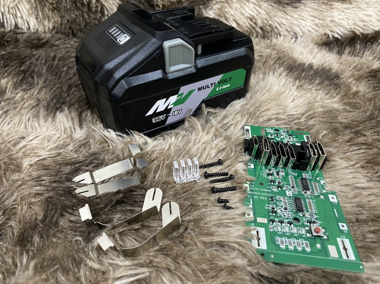 Vỏ mạch MULTIVOLT Metabo- Hitachi 36v /18v cell 21700.