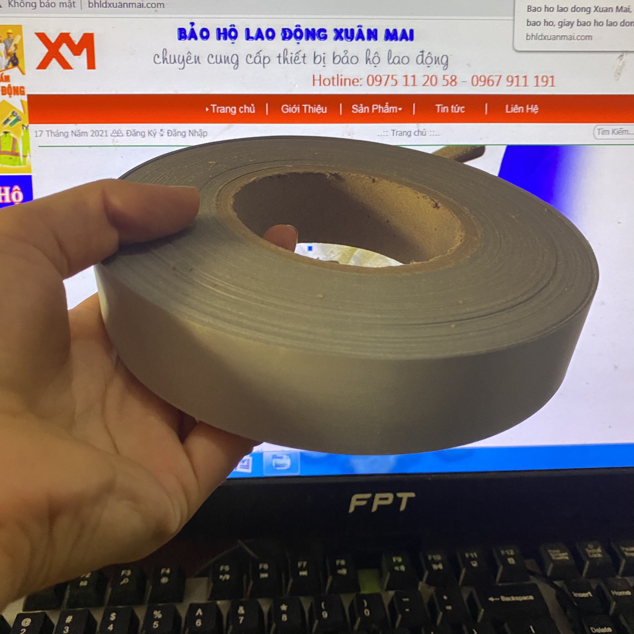 Cuộn Vải Phản Quang Màu Ghi - Bản 2,5cmx100m