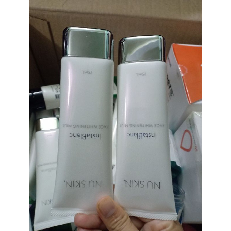 Sữa dưỡng trắng da nuskin instalanc