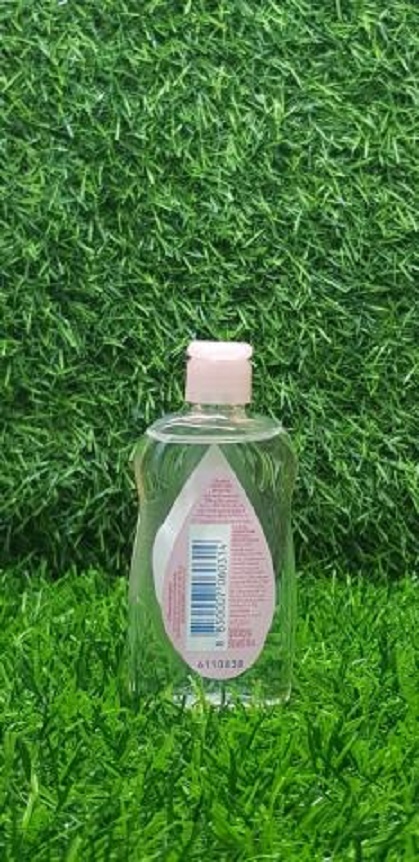 Dầu massage dưỡng da Johnson Baby Oil 50ml
