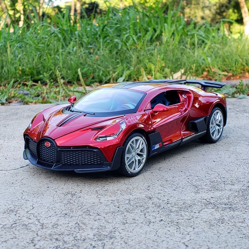 Mô hình xe Bugatti Divo 1:24 Double Horses