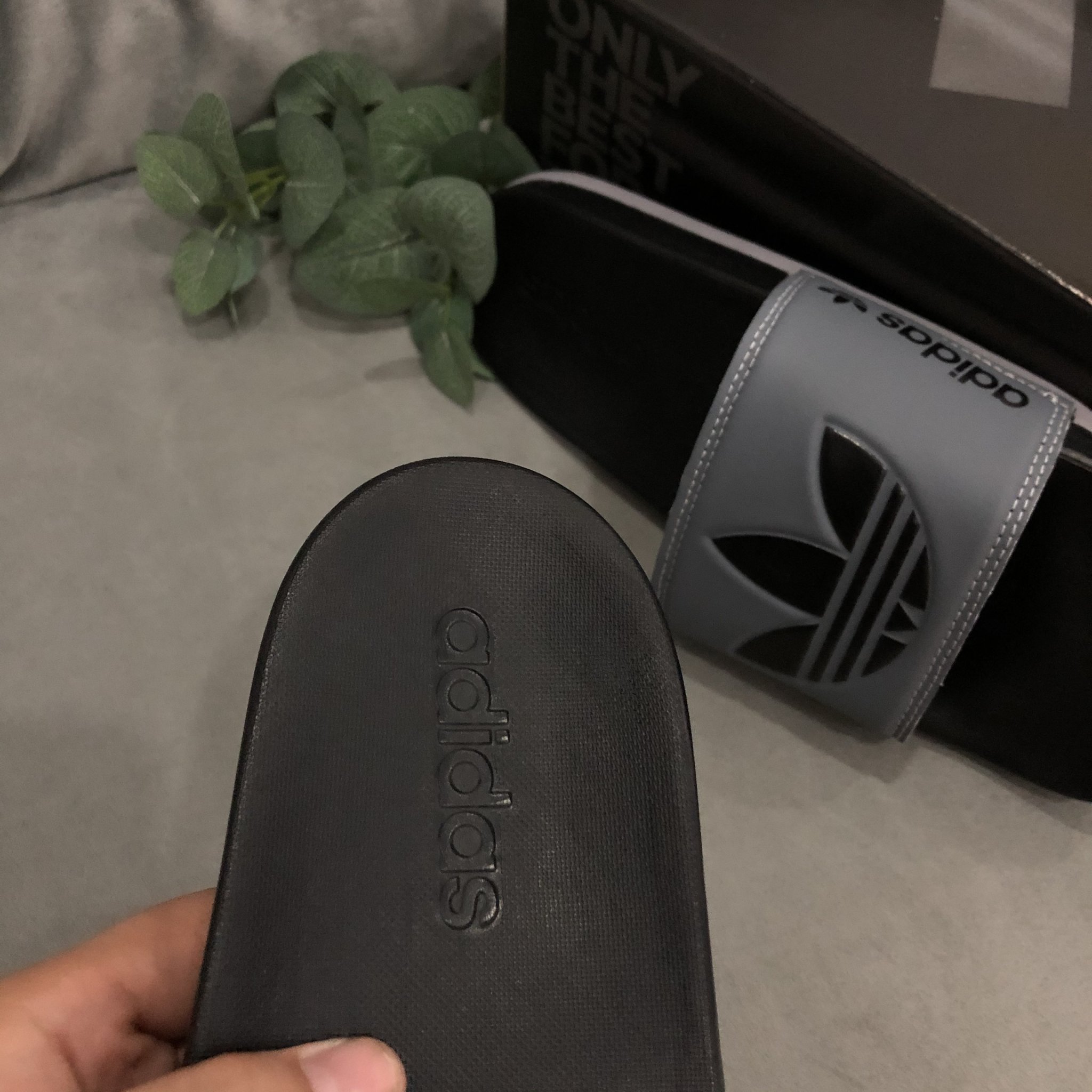 Dép adidas nam plus bông lúa xám