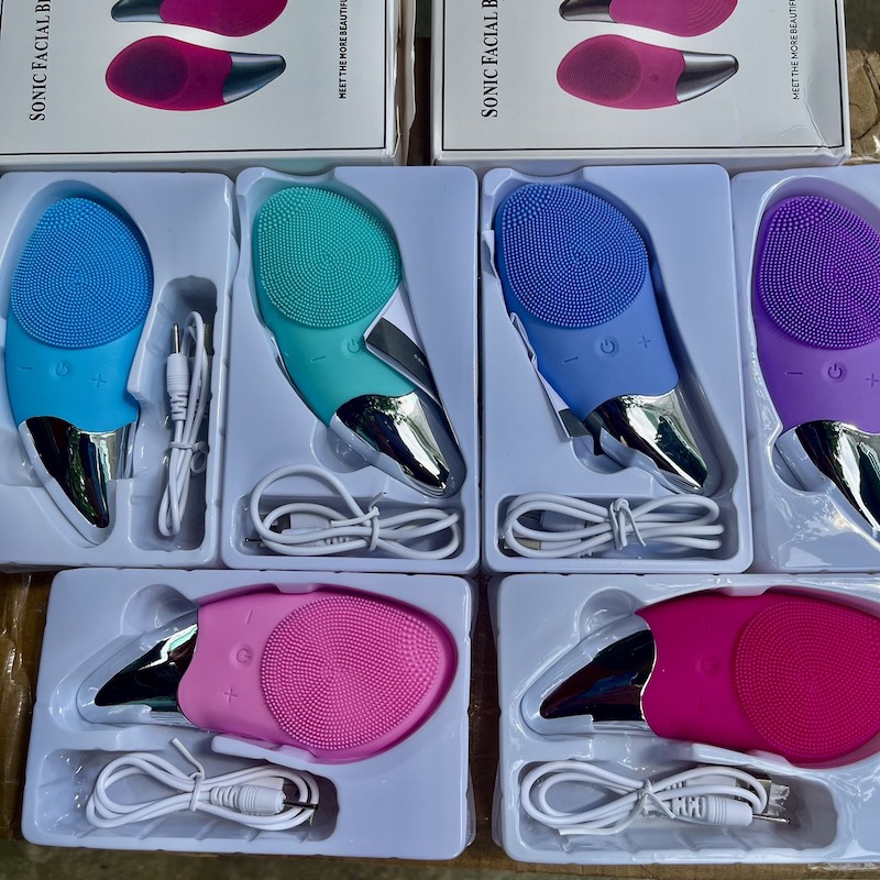 Máy rửa mặt masage nâng cơ mặt 3in1 sonic facial brush cao cấp