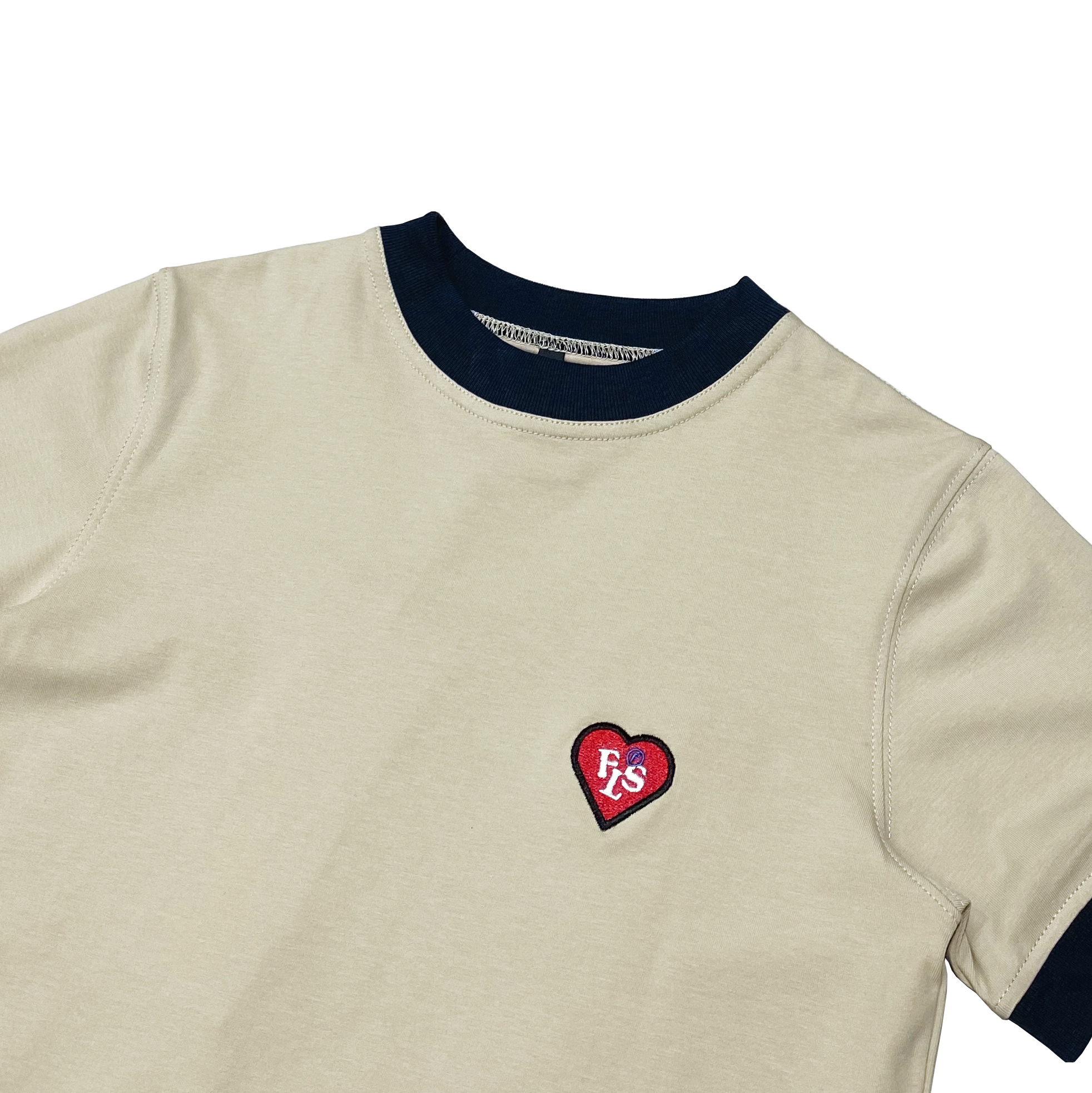 Áo thun croptop FEARLESS FLS Heart