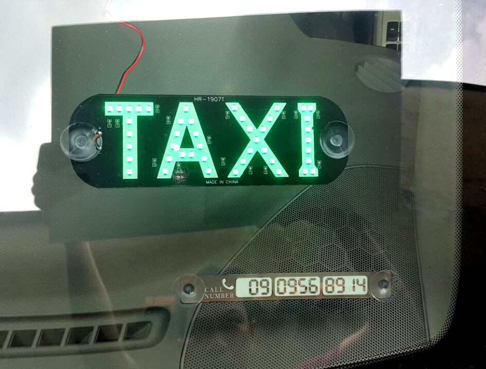Bảng led điện tử Taxi dùng cho tài xế xe dịch vụ