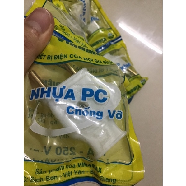 Phích cắm điện chống vỡ Vinamax 10A - 250V