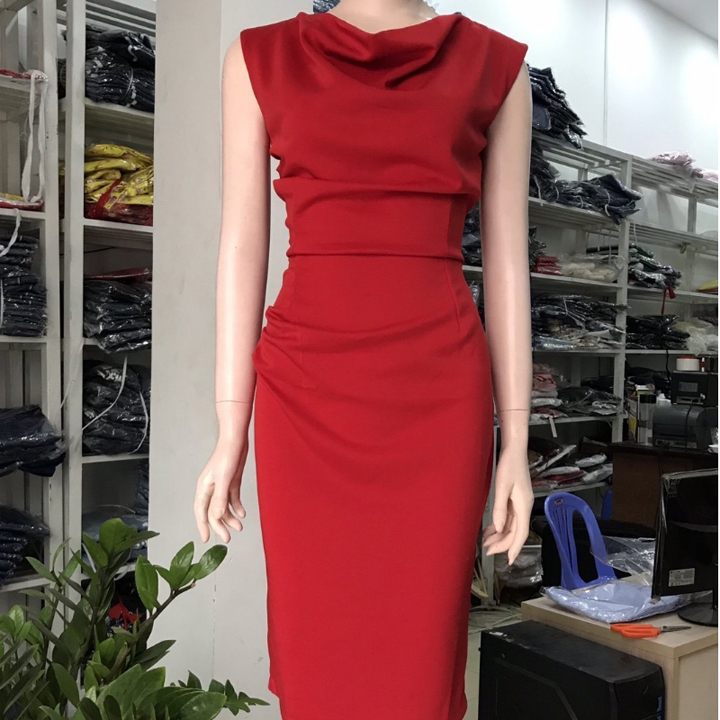 Đầm ôm body cổ đổ màu đỏ