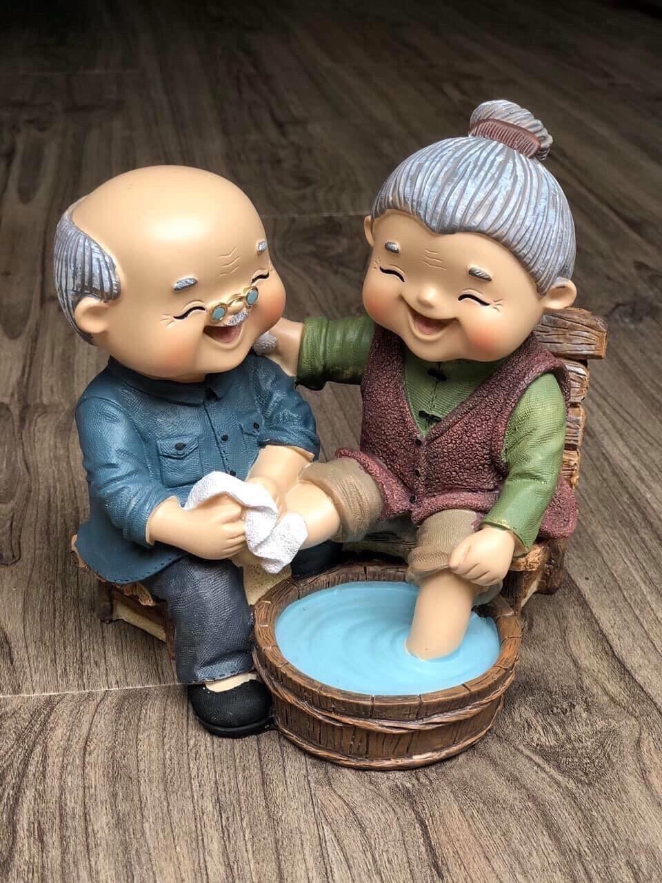 (Chọn mẫu) Bộ tượng ông bà tôi
