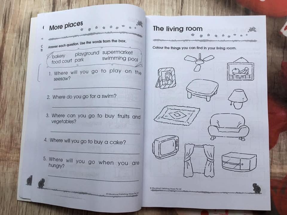 Sách 300 Kindergarten English Math Science  Bộ 3 cuốn