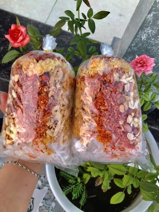1 bịch bánh tráng trộn