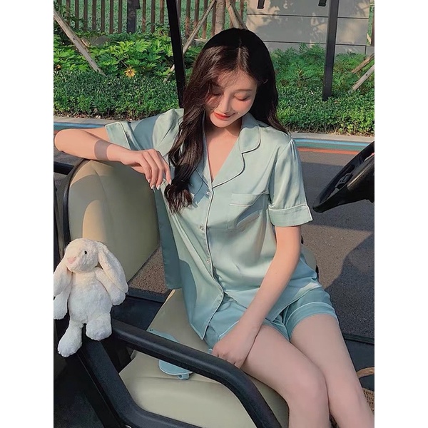 Bộ ngủ lụa cộc tay sang chảnh, thiết kế cao cấp