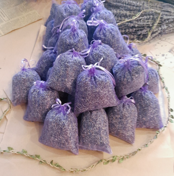Túi thơm nụ hoa khô lavender (nụ hoa nhập pháp mùi thơm dai)
