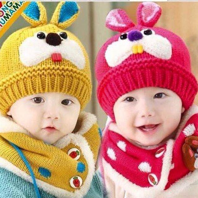 Set mũ len tai thỏ kèm khăn cho bé