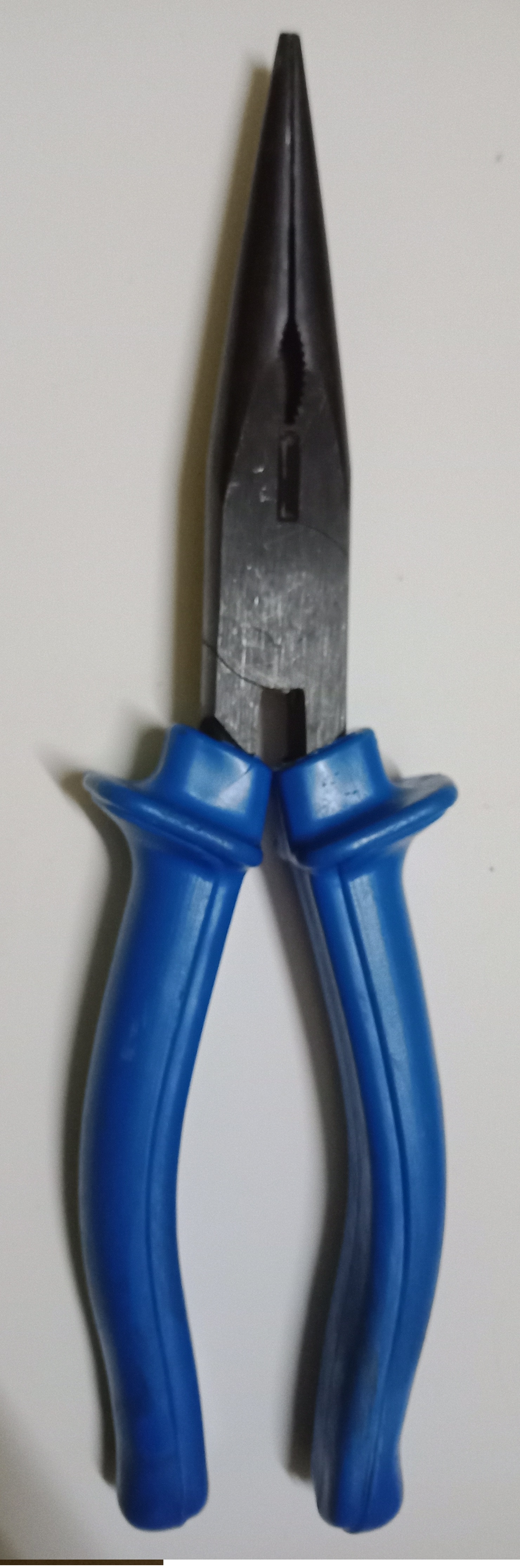 Kìm mỏ nhọn cao cấp vinatool 8 inch