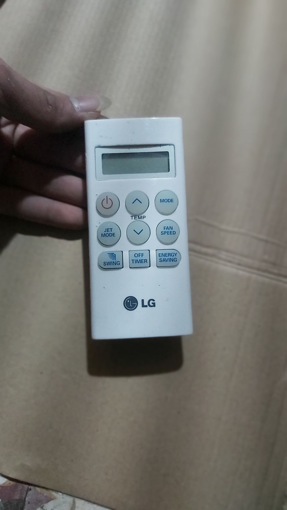 khiển điều hòa LG vuông ngắn