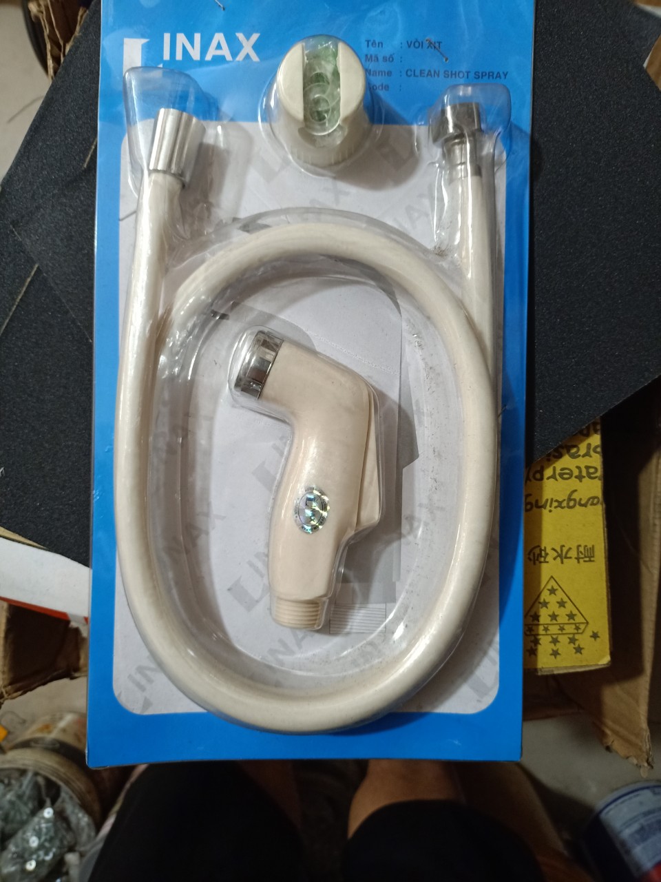Bộ xịt vệ sinh linax nhựa