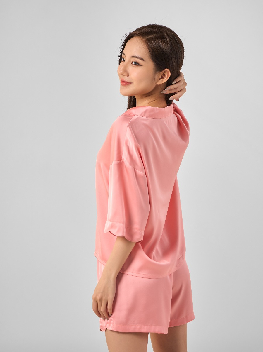 WINNY - Bộ đồ lụa cộc tay quần đùi mặc nhà 1MNSA23133C