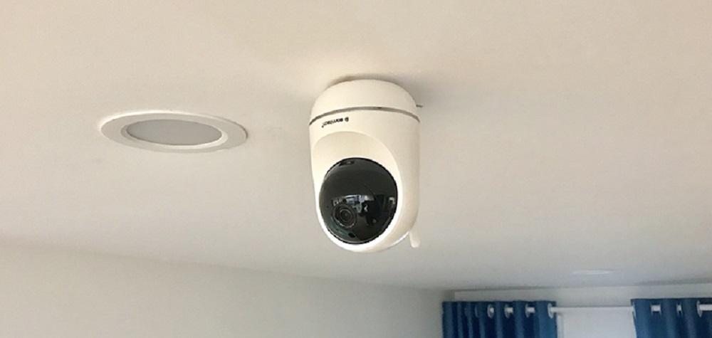 Camera quay quét không dây wireless IP chất lượng 2.0 Megapixel Samtech SYC-229E