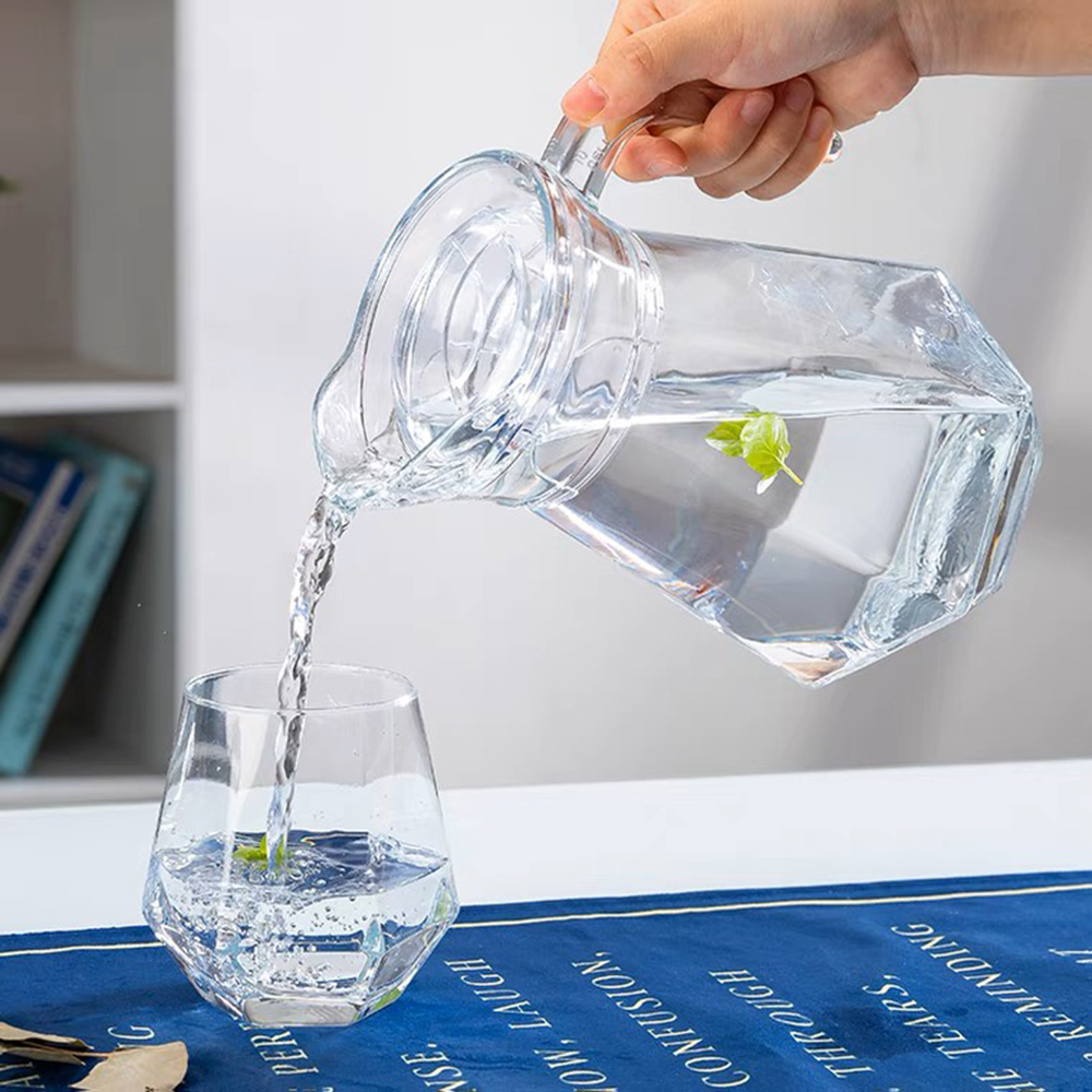 Bình nước thủy tinh Deli góc 1.3 lít - EH1028