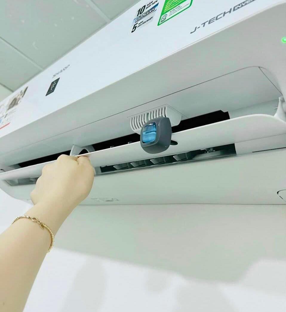 NƯỚC HOA XE HƠI FEBREZE