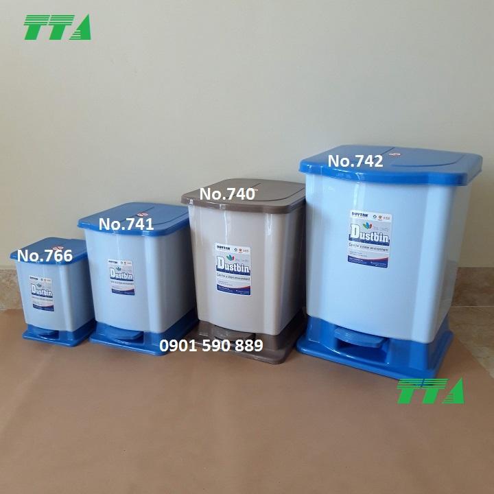Thùng rác nhựa đạp chân Duy Tân cỡ lớn