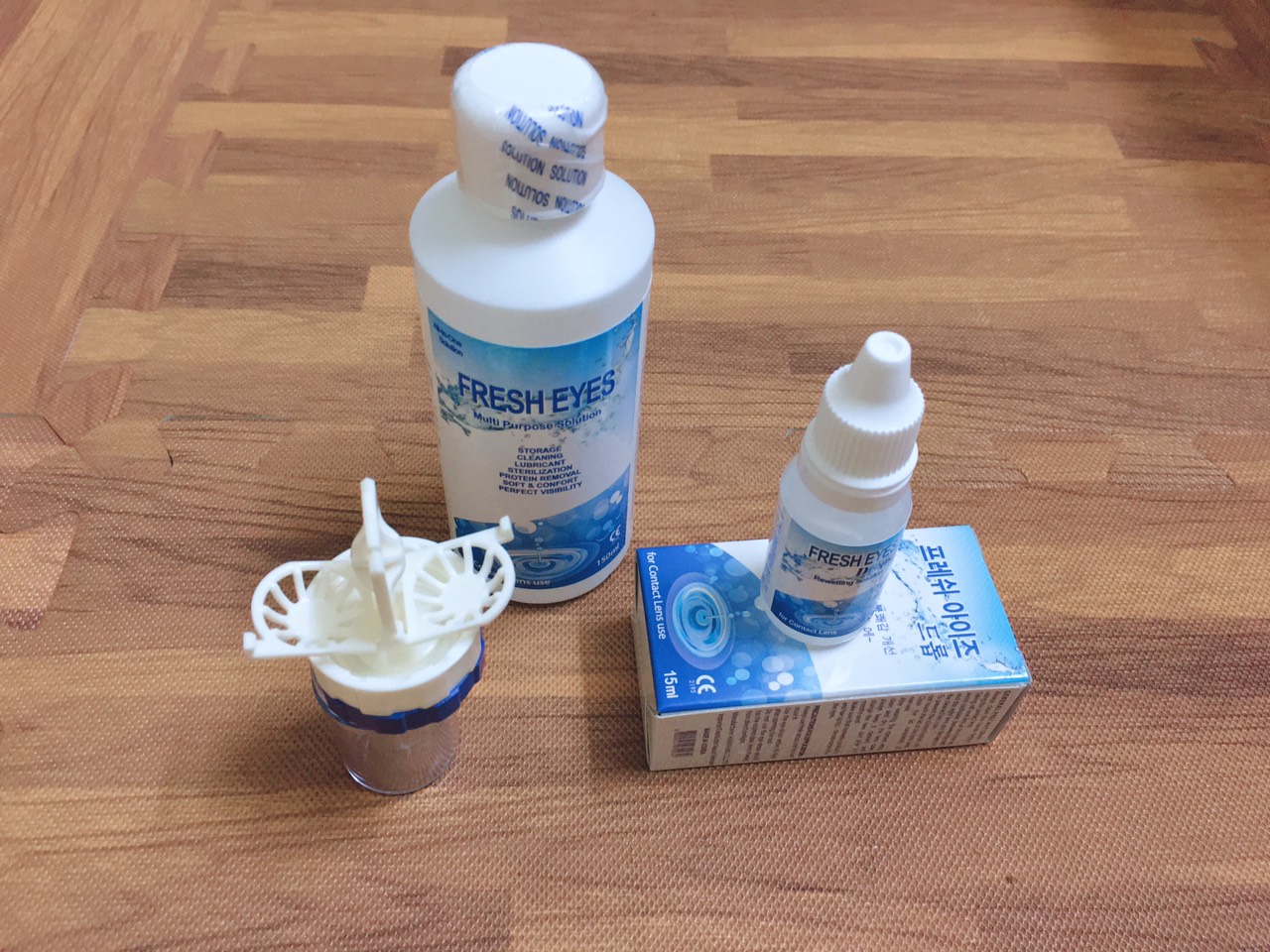 [HCM]Combo nước ngâm lens - nhỏ mắt -cốc rửa lens