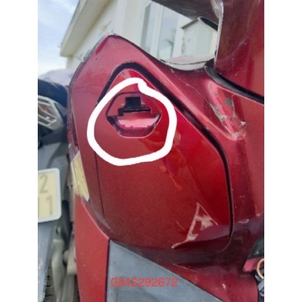 Núm + lò xo nắp cốp honda lead 125 2020