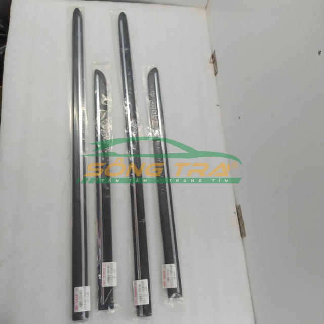 NẸP SƯỜN CỬA VIOS 2003-2005 CÓ CHỈ MẠ (GIÁ 1 CÁI, SHOP SẼ GỌI ĐỂ CHỐT VỊ TRÍ CÁNH)
