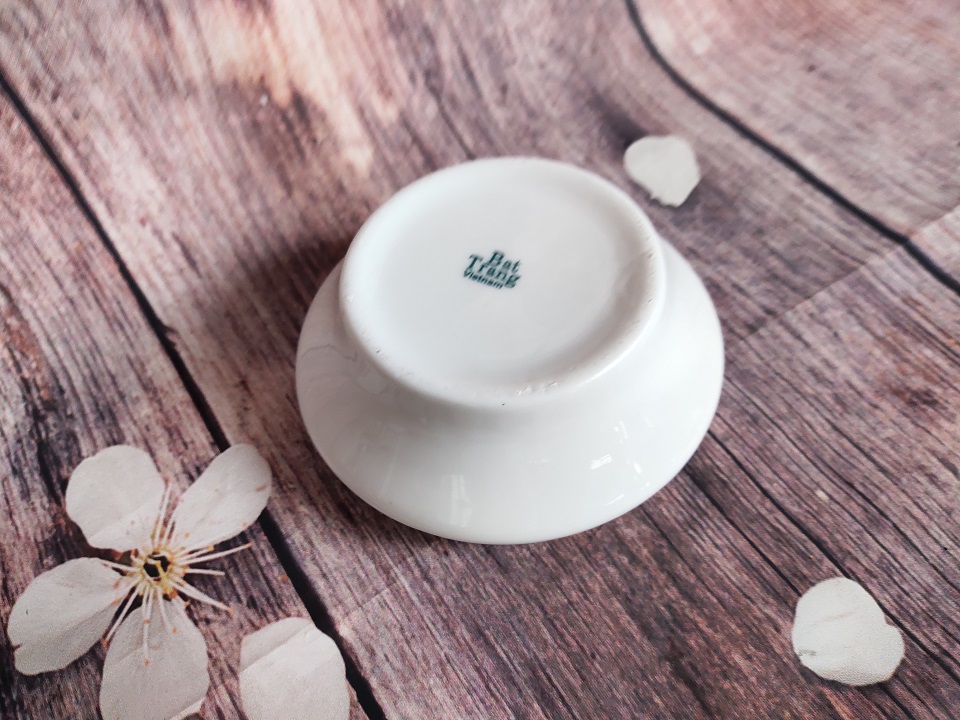 Gạt tàn sứ Bát Tràng, loại 3 chấu kép