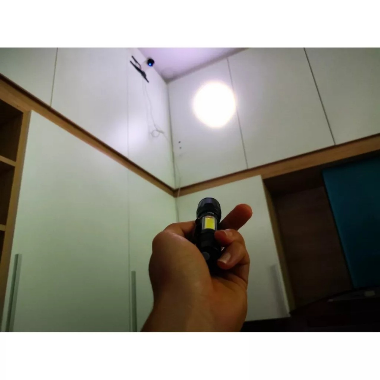 Đèn Pin Siêu Sáng Cao Cấp Mini T1 3 Chế Độ Sáng Full Box