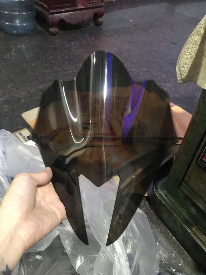 Mão- Ốp đầu xe Raider