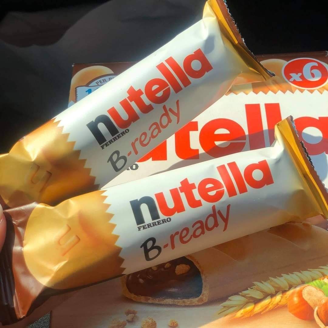 Bánh Mì Que Nhân Kem Hạt Dẻ 100g - Nutella