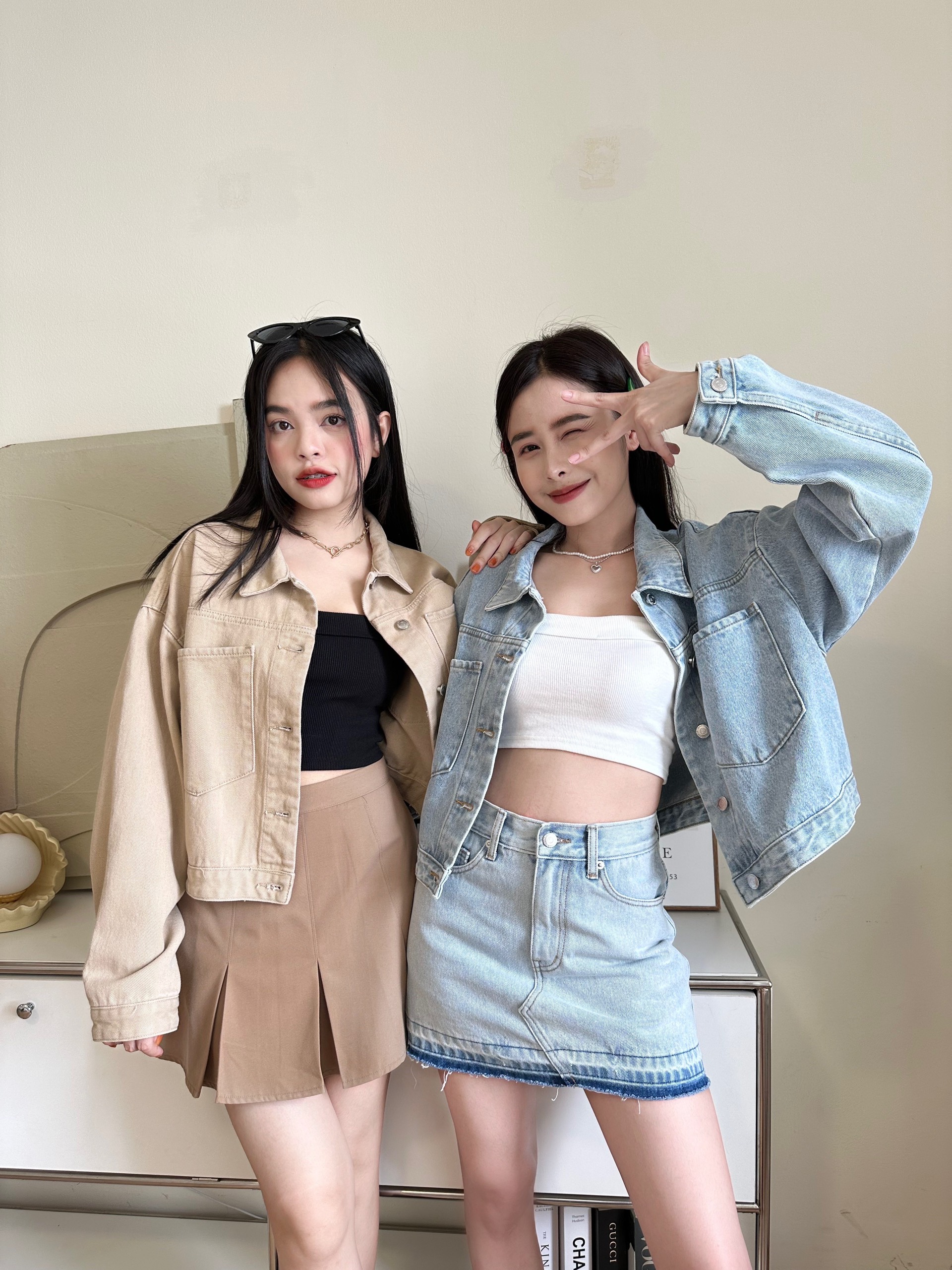 Áo khoác tay dài croptop CROPPED JACKET