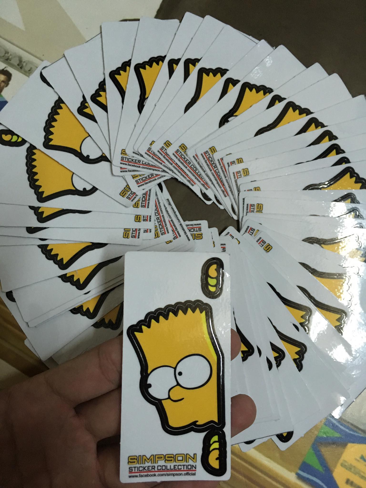 [HCM]2 TEM LOGO STIKER SIMPSON DÁN BIỂN SỐ XE