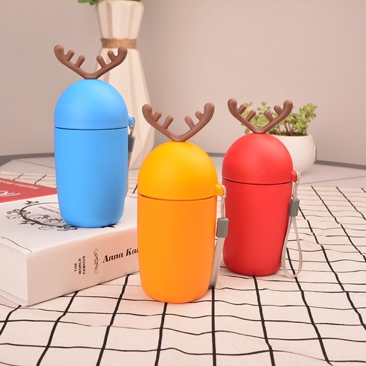 [HCM]Bình Nước Thủy Tinh  Bọc Silicone Hình Cà Rốt Và Tai Thỏ Cute Kèm Dây Xách 400ml