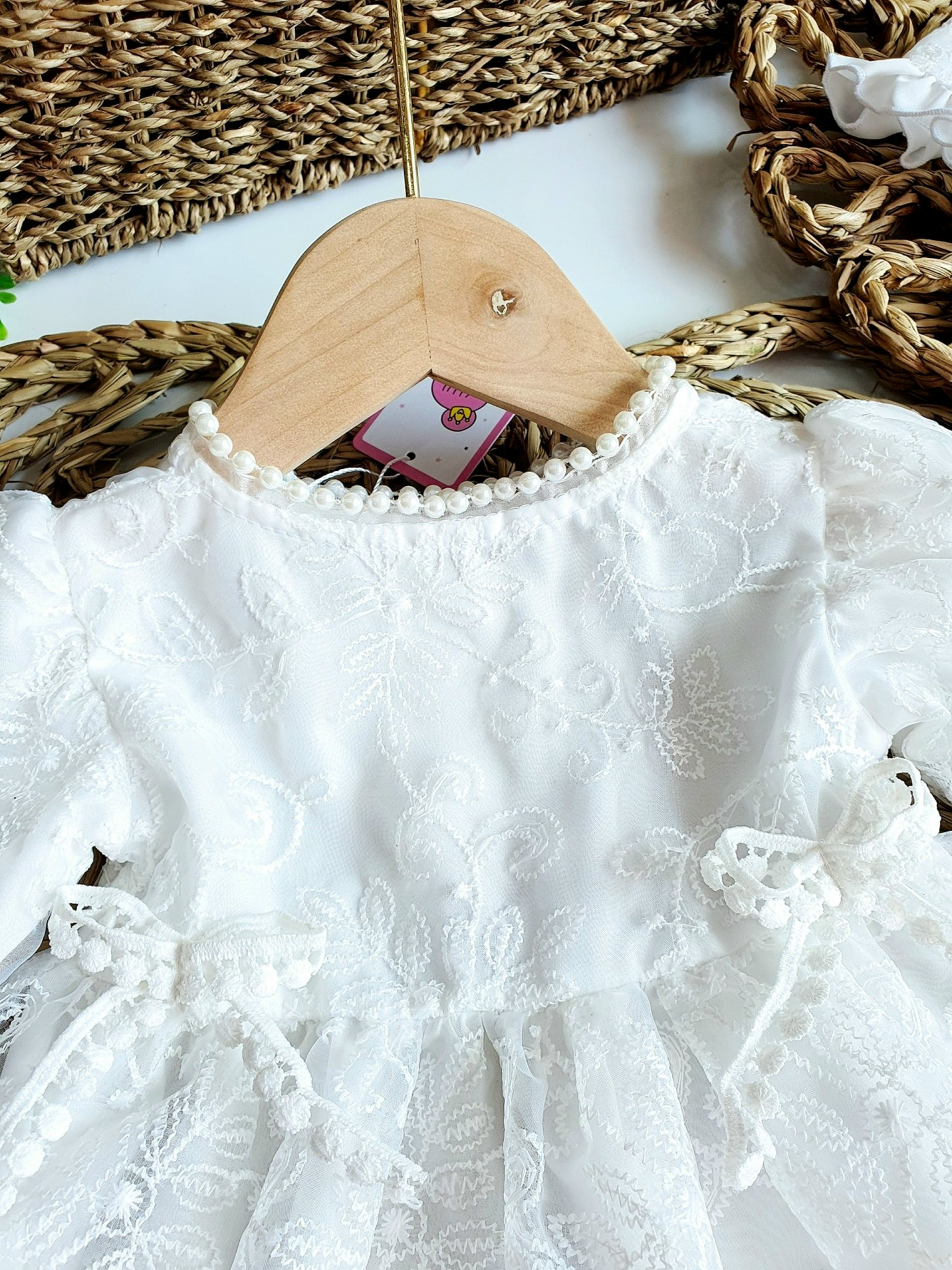 Đầm body lồng váy ren trắng sứ dài tay chân ren siêu xinh cho bé từ sơ sinh đến 12kg