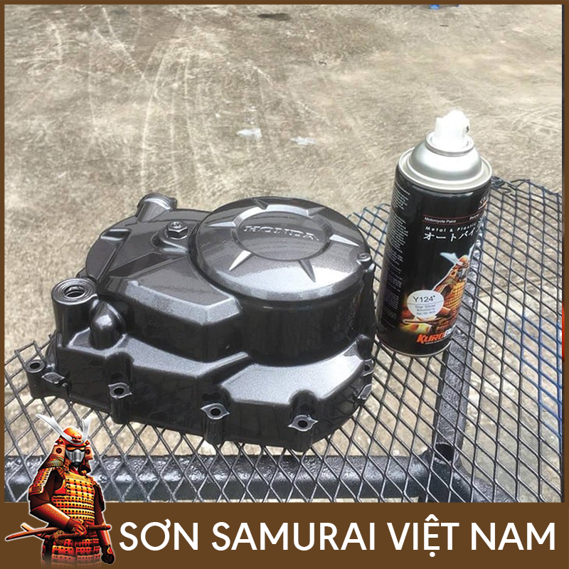Chai sơn samurai bạc lấp lánh y124 sơn lốc máy