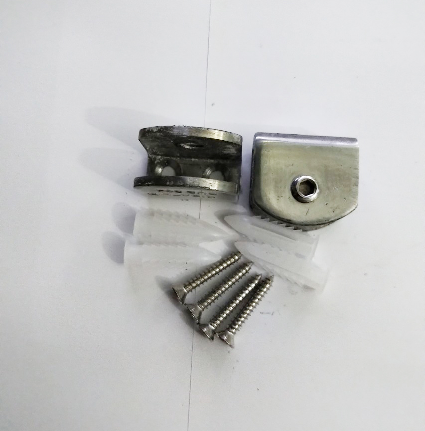 Pat gương kiếng, Pat U inox 304