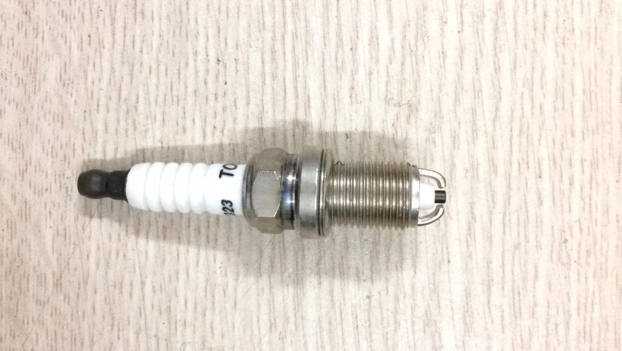 Bugi Fiat Siena/Albea/Doblo giá bán tính 1 cái