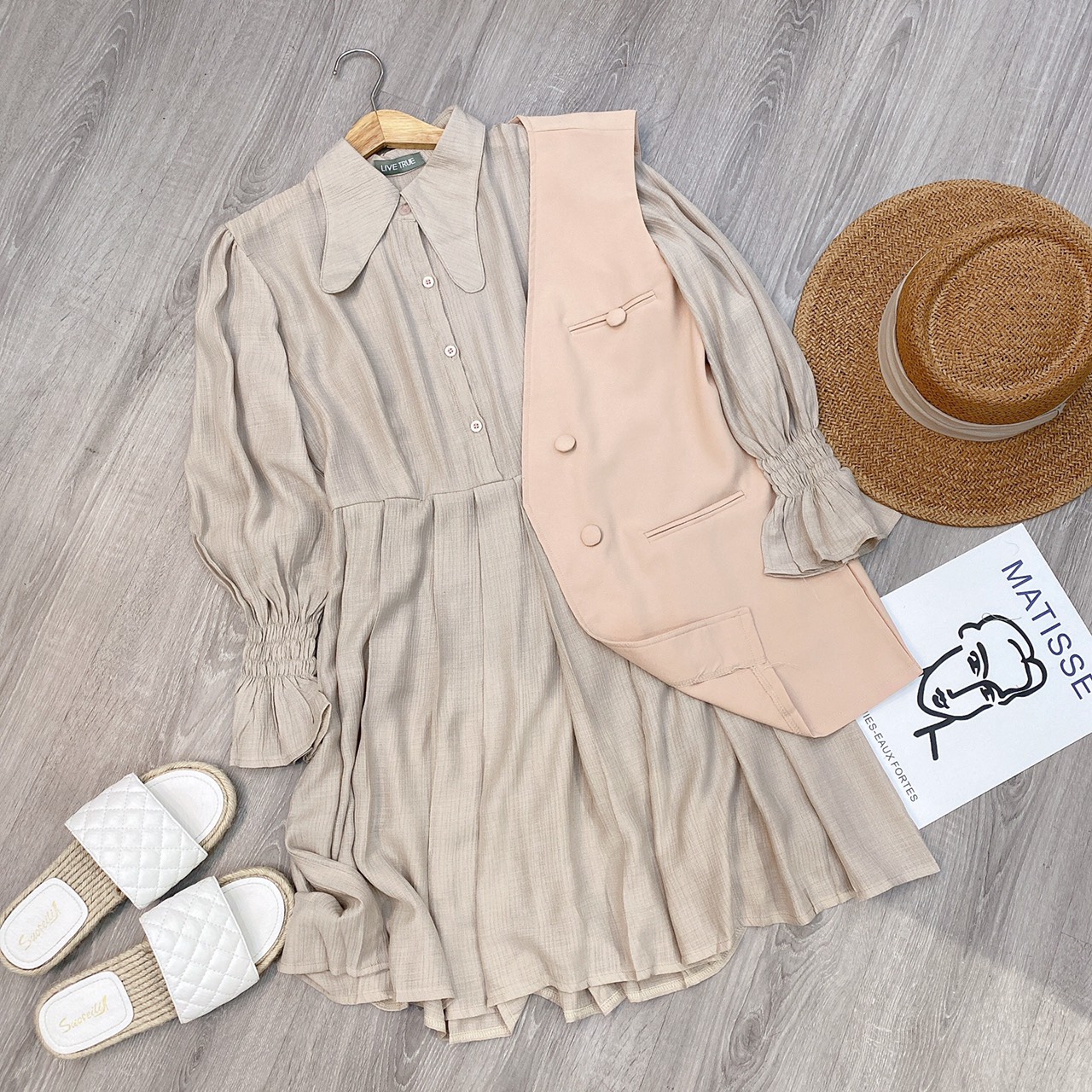 Set đầm sơmi kèm áo khoác gile